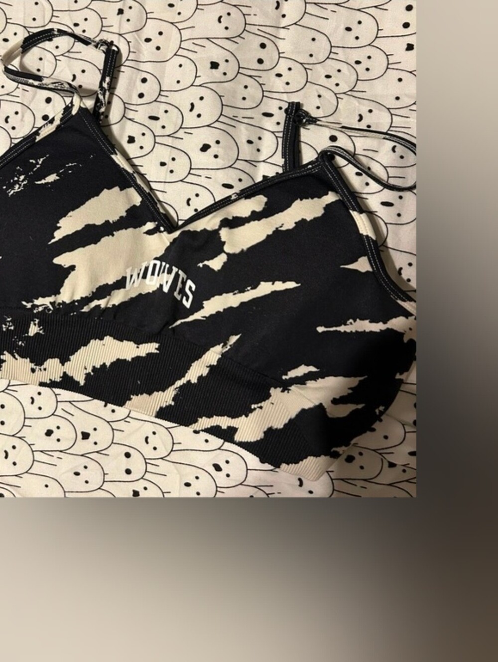 🖤 ISO THIS DARC SPORT BRA IN SIZE LARGE